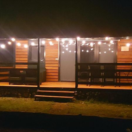 Mobile Home Luna Senj  Luaran gambar
